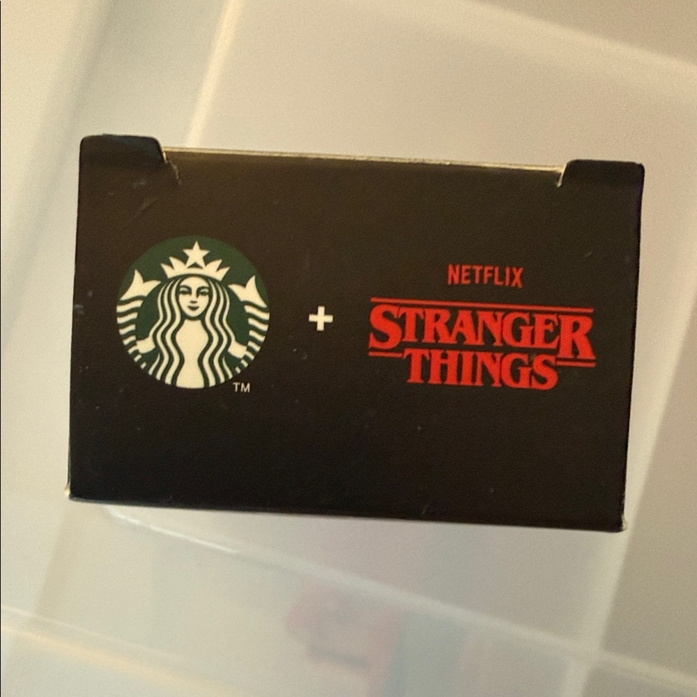 Starbucks Stranger Things DUSTIN Starbucks Bearista Topper RARE Latin Collection - Picture 6 of 6